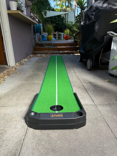 Turf Putting Mat w/ Electric Ball Return